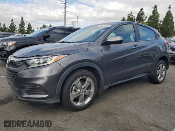 2022 Honda HR-V LX with VIN 3CZRU5H32NM740011, listed as a Copart auction lot 84424985 with 17,941 mi miles and Salvage title. Bid and sale history available at DreamBid. Image 1.