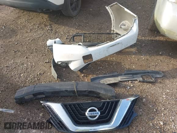 2018 Nissan Murano SL z VIN 5N1AZ2MG5JN125606, wystawiony jako IAAI lot #42624161 z przebiegiem 131 357 mil mil oraz . Historia ofert i sprzedaży dostępna na DreamBid. Obrazek 12.