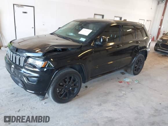 2018 Jeep Grand Cherokee Laredo с VIN 1C4RJFAG3JC137467, выставлен на аукционе IAAI как лот 43354445 с пробегом 118 635 миль миль и . История ставок и продаж доступна на DreamBid. Изображение 17.