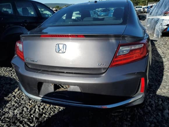 2016 Honda Accord EX-L with VIN 1HGCT2B85GA000102, listed as a Copart auction lot 81599115 with 118,747 mi miles and Salvage title. Bid and sale history available at DreamBid. Image 6.