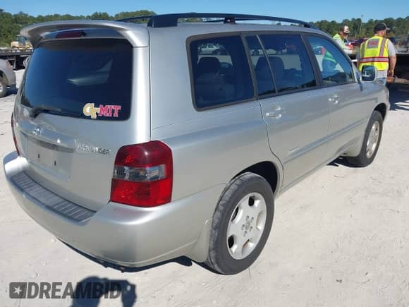 2006 Toyota Highlander w/3rd Row z VIN JTEEP21A160180940, wystawiony jako IAAI lot #43524565 z przebiegiem 206 999 mil mil oraz . Historia ofert i sprzedaży dostępna na DreamBid. Obrazek 4.