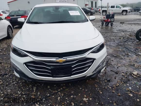 2022 Chevrolet Malibu LT z VIN 1G1ZD5ST4NF197008, wystawiony jako IAAI lot #42157334 z przebiegiem 53 085 mil mil oraz . Historia ofert i sprzedaży dostępna na DreamBid. Obrazek 12.