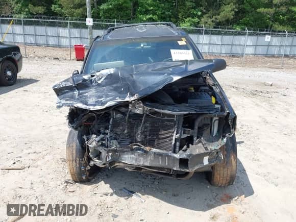 2000 Jeep Grand Cherokee Laredo с VIN 1J4G248SXYC365442, выставлен на аукционе IAAI как лот 42285521 с пробегом Не указан миль и . История ставок и продаж доступна на DreamBid. Изображение 6.