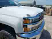 2015 Chevrolet Silverado 2500HD LTZ с VIN 1GC1KWEG3FF554288, выставлен на аукционе IAAI как лот 42889855 с пробегом 208 965 миль миль и . История ставок и продаж доступна на DreamBid. Изображение 6.