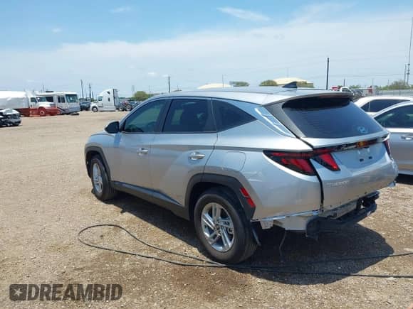 2025 Hyundai Tucson SE with VIN 5NMJA3DE2SH483518, listed as a IAAI auction lot 42353503 with 2,603 mi miles and . Bid and sale history available at DreamBid. Image 3.
