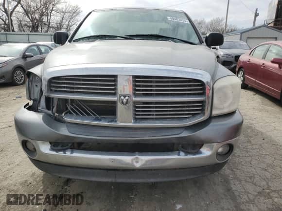 2009 Dodge 2500 ST with VIN 3D7KR28T79G532076, listed as a Copart auction lot 49403435 with 124,221 mi miles and Salvage title. Bid and sale history available at DreamBid. Image 5.