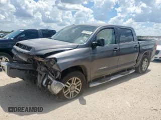 2015 Toyota Tundra SR5 z VIN 5TFEM5F15FX093833, wystawiony jako Copart lot #62287425 z przebiegiem 150 948 mil mil oraz Szkoda całkowita • Salvage title. Historia ofert i sprzedaży dostępna na DreamBid. Obrazek 1.