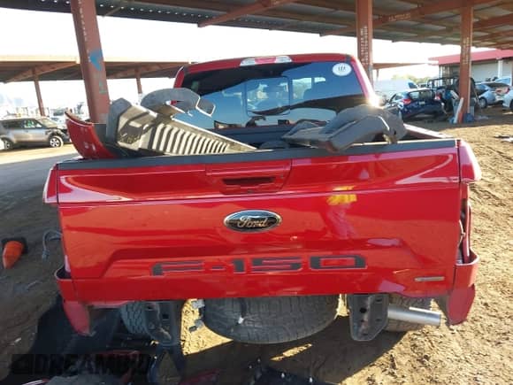 2020 Ford F-150 XL z VIN 1FTEW1E47LFC23482, wystawiony jako IAAI lot #42526426 z przebiegiem 69 456 mil mil oraz . Historia ofert i sprzedaży dostępna na DreamBid. Obrazek 16.