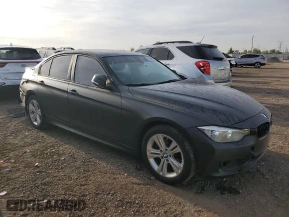 2015 BMW 3 Series 328i with VIN WBA3A5C53FF609570, listed as a Copart auction lot 81966645 with 96,116 mi miles and Salvage title. Bid and sale history available at DreamBid. Image 4.