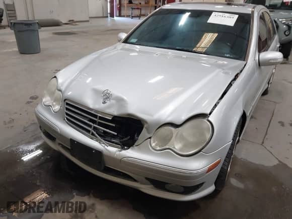 2007 Mercedes-Benz C 230 Sport with VIN WDBRF52H67F859122, listed as a IAAI auction lot 42916389 with 157,115 mi miles and . Bid and sale history available at DreamBid. Image 6.