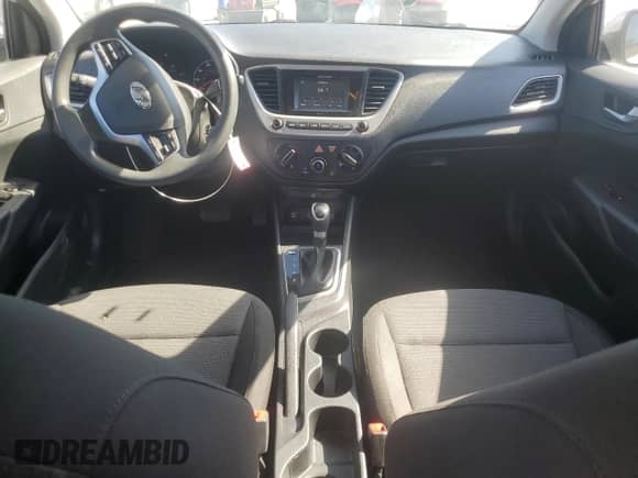 2019 Hyundai Accent SE with VIN 3KPC24A39KE062885, listed as a Copart auction lot 84939105 with 118,379 mi miles and Salvage title. Bid and sale history available at DreamBid. Image 8.