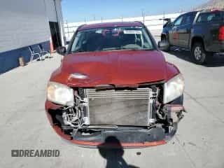 2007 Dodge Caliber SXT with VIN 1B3JB48B27D507756, listed as a Copart auction lot 85863135 with 119,004 mi miles and Salvage title. Bid and sale history available at DreamBid. Image 5.