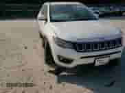 2019 Jeep Compass Latitude с VIN 3C4NJDBB9KT597566, выставлен на аукционе Copart как лот 71518005 с пробегом 70 562 миль миль и Списание • Salvage title. История ставок и продаж доступна на DreamBid. Изображение 14.