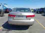 2008 Hyundai Sonata GLS с VIN 5NPET46F78H327400, выставлен на аукционе IAAI как лот 43366873 с пробегом 126 250 миль миль и . История ставок и продаж доступна на DreamBid. Изображение 16.