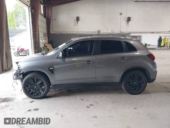 2021 Mitsubishi Outlander ES z VIN JA4ARUAU4MU001583, wystawiony jako IAAI lot #42577136 z przebiegiem 15 493 mil mil oraz . Historia ofert i sprzedaży dostępna na DreamBid. Obrazek 14.