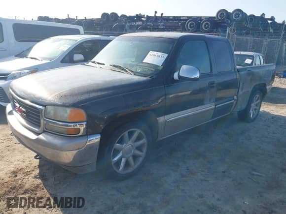 2000 GMC Sierra 1500 SLE with VIN 2GTEC19TXY1312634, listed as a IAAI auction lot 41963933 with 307,341 mi miles and . Bid and sale history available at DreamBid. Image 2.