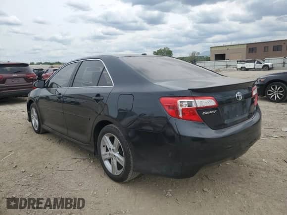 2012 Toyota Camry SE with VIN 4T1BF1FK0CU080415, listed as a Copart auction lot 55762495 with 206,954 mi miles and Salvage title. Bid and sale history available at DreamBid. Image 2.
