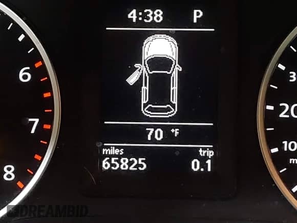 2012 Volkswagen Tiguan S с VIN WVGAV7AX0CW586867, выставлен на аукционе IAAI как лот 42646534 с пробегом 65 825 миль миль и . История ставок и продаж доступна на DreamBid. Изображение 15.