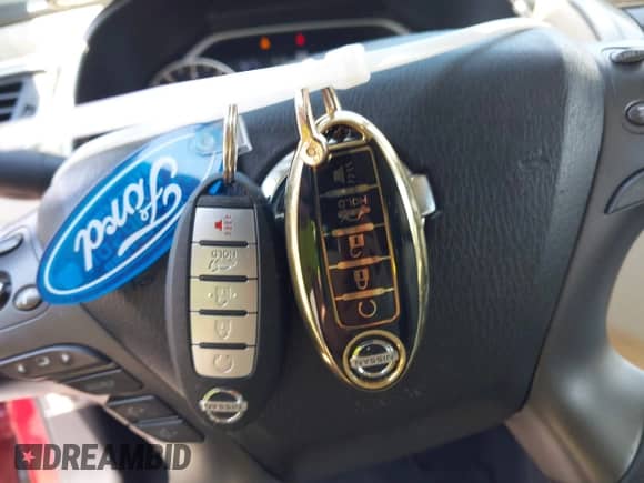 2020 Nissan Murano SL z VIN 5N1AZ2CJ7LN139488, wystawiony jako IAAI lot #42892847 z przebiegiem 105 344 mil mil oraz . Historia ofert i sprzedaży dostępna na DreamBid. Obrazek 11.