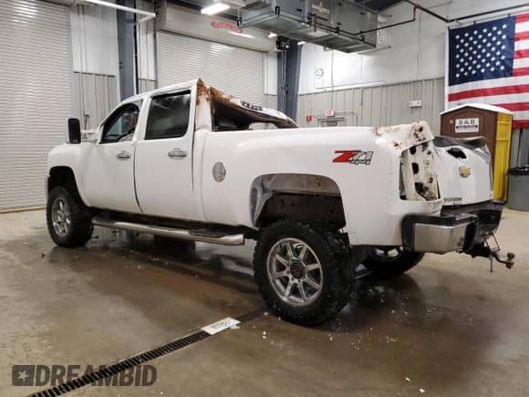 2008 Chevrolet Silverado 2500HD LTZ с VIN 1GCHK23638F160701, выставлен на аукционе Copart как лот 54108675 с пробегом 236 392 миль миль и Чистый • Clean title. История ставок и продаж доступна на DreamBid. Изображение 2.