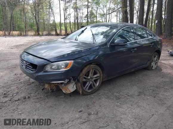 2015 Volvo S60 T5 Premier с VIN YV1612TB2F1307263, выставлен на аукционе IAAI как лот 42002548 с пробегом 107 433 миль миль и . История ставок и продаж доступна на DreamBid. Изображение 2.