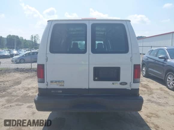 2012 Ford Econoline Cargo Commercial with VIN 1FTNS2EL0CDB20067, listed as a IAAI auction lot 42858350 with 127,126 mi miles and . Bid and sale history available at DreamBid. Image 16.