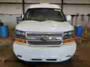 2009 Chevrolet Express Passenger with VIN 1GAHG35K491170193, listed as a Copart auction lot 59088775 with 182,810 mi miles and Salvage title. Bid and sale history available at DreamBid. Image 5.