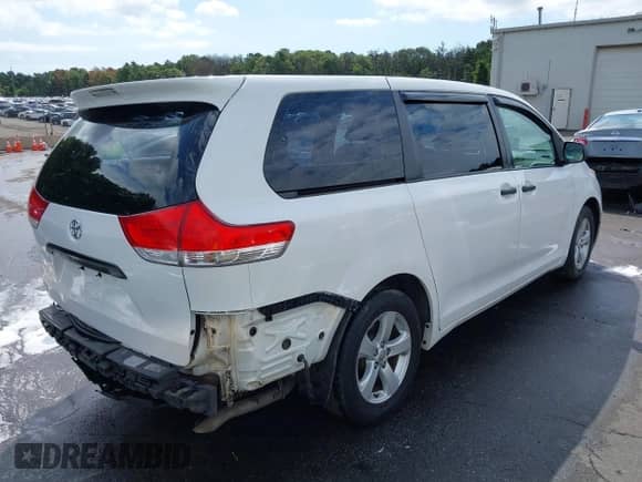 2012 Toyota Sienna with VIN 5TDZK3DC2CS219311, listed as a IAAI auction lot 43106345 with 158,446 mi miles and . Bid and sale history available at DreamBid. Image 4.