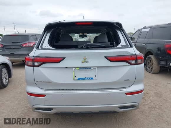2024 Mitsubishi Outlander SEL with VIN JA4J3WA88RZ057293, listed as a IAAI auction lot 42035645 with 14,470 mi miles and . Bid and sale history available at DreamBid. Image 16.