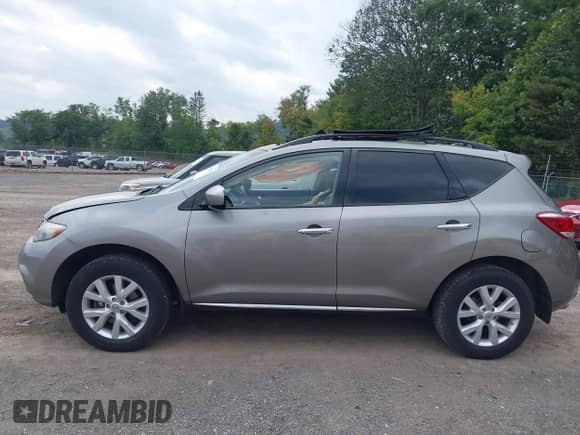 2011 Nissan Murano SL with VIN JN8AZ1MW1BW155420, listed as a IAAI auction lot 43141054 with 139,635 mi miles and . Bid and sale history available at DreamBid. Image 15.
