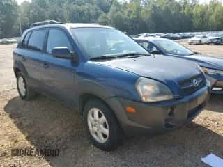 2005 Hyundai Tucson GLS z VIN KM8JN12DX5U052209, wystawiony jako Copart lot #78738093 z przebiegiem 130 287 mil mil oraz Nie do naprawy • Non repairable. Historia ofert i sprzedaży dostępna na DreamBid. Obrazek 4.