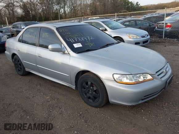 2001 Honda Accord EX with VIN 1HGCG66881A065507, listed as a IAAI auction lot 41788472 with Not provided miles and . Bid and sale history available at DreamBid. Image 1.