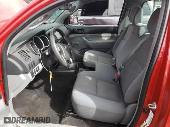2014 Toyota Tacoma с VIN 5TFNX4CN8EX042382, выставлен на аукционе Copart как лот 84870715 с пробегом 95 389 миль миль и Списание • Salvage title. История ставок и продаж доступна на DreamBid. Изображение 7.