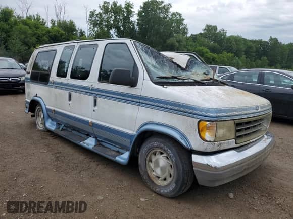 1994 Ford Econoline Cargo с VIN 1FDEE14N5RHA67982, выставлен на аукционе Copart как лот 61125245 с пробегом Не указан миль и Чистый • Clean title. История ставок и продаж доступна на DreamBid. Изображение 4.