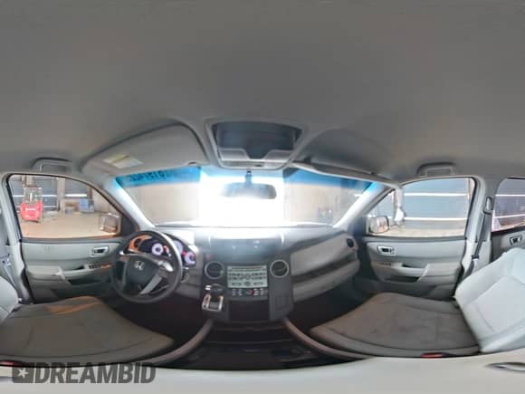 2010 Honda Pilot LX with VIN 5FNYF3H21AB019331, listed as a Copart auction lot 81974225 with 179,692 mi miles and Salvage title. Bid and sale history available at DreamBid. Image 15.