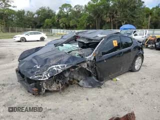 2013 Dodge Avenger SE V6 z VIN 1C3CDZAG2DN753690, wystawiony jako Copart lot #83856645 z przebiegiem Nie podano mil oraz Szkoda całkowita • Salvage title. Historia ofert i sprzedaży dostępna na DreamBid. Obrazek 1.