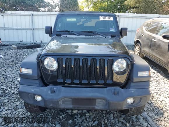 2018 Jeep Wrangler Sport with VIN 1C4GJXAG1JW153310, listed as a Copart auction lot 70487845 with 70,247 mi miles and Salvage title. Bid and sale history available at DreamBid. Image 5.