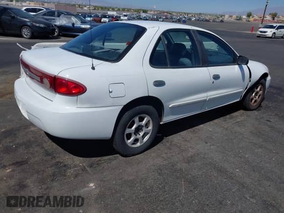 2003 Chevrolet Cavalier с VIN 1G1JC52F437284828, выставлен на аукционе IAAI как лот 43196010 с пробегом 177 878 миль миль и . История ставок и продаж доступна на DreamBid. Изображение 4.