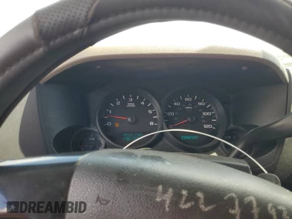 2007 Chevrolet Silverado 1500 1LT z VIN 1GCEC19C97Z622330, wystawiony jako Copart lot #82590945 z przebiegiem Nie podano mil oraz Szkoda całkowita • Salvage title. Historia ofert i sprzedaży dostępna na DreamBid. Obrazek 9.