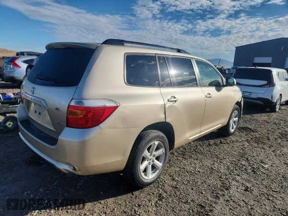 2008 Toyota Highlander z VIN JTEES41AX82018922, wystawiony jako Copart lot #84237655 z przebiegiem 209 428 mil mil oraz Szkoda całkowita • Salvage title. Historia ofert i sprzedaży dostępna na DreamBid. Obrazek 3.