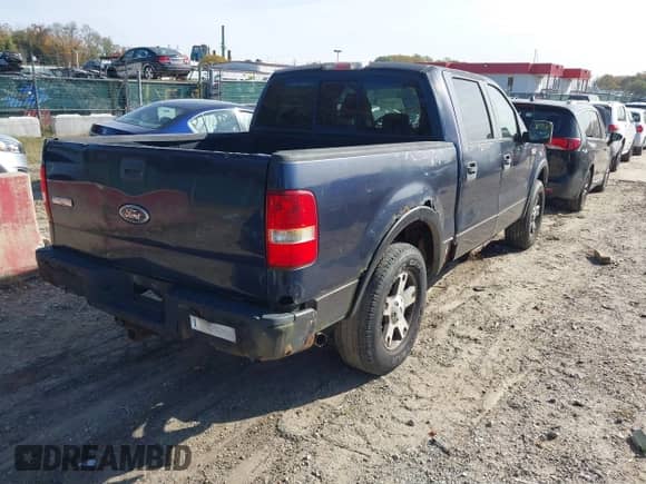 2005 Ford F-150 XLT with VIN 1FTPW14535FB51864, listed as a IAAI auction lot 43561146 with 189,021 mi miles and . Bid and sale history available at DreamBid. Image 4.