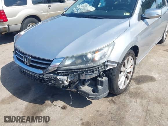 2015 Honda Accord EX-L with VIN 1HGCR2F89FA140189, listed as a IAAI auction lot 43310970 with 94,301 mi miles and . Bid and sale history available at DreamBid. Image 6.