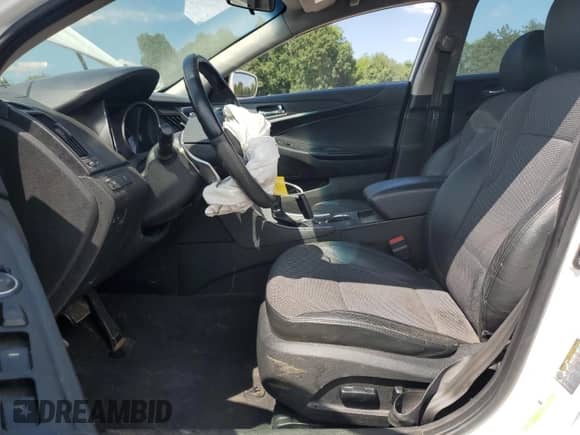 2011 Hyundai Sonata SE с VIN 5NPEC4AC4BH089669, выставлен на аукционе Copart как лот 63319875 с пробегом 233 193 миль миль и Списание • Salvage title. История ставок и продаж доступна на DreamBid. Изображение 7.