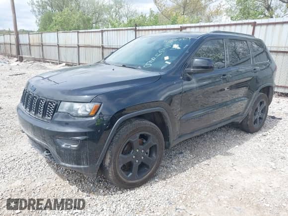 2018 Jeep Grand Cherokee Altitude с VIN 1C4RJFAG5JC376485, выставлен на аукционе IAAI как лот 42062828 с пробегом 121 550 миль миль и . История ставок и продаж доступна на DreamBid. Изображение 16.