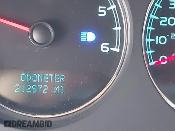 2008 Chevrolet Tahoe LTZ с VIN 1GNFK13088R184933, выставлен на аукционе IAAI как лот 42485690 с пробегом 212 972 миль миль и . История ставок и продаж доступна на DreamBid. Изображение 16.