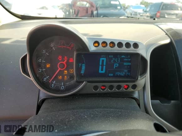 2016 Chevrolet Sonic LTZ с VIN 1G1JE6SB8G4144737, выставлен на аукционе Copart как лот 80409905 с пробегом 194 214 миль миль и Списание • Salvage title. История ставок и продаж доступна на DreamBid. Изображение 9.