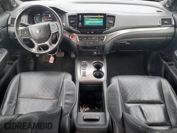 2020 Honda Passport EX-L with VIN 5FNYF8H59LB002402, listed as a Copart auction lot 68858165 with 72,432 mi miles and Salvage title. Bid and sale history available at DreamBid. Image 8.