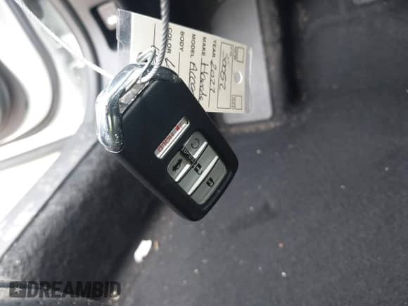 2022 Honda Accord EX-L z VIN 1HGCV3F52NA028145, wystawiony jako IAAI lot #42392540 z przebiegiem 51 454 mil mil oraz . Historia ofert i sprzedaży dostępna na DreamBid. Obrazek 11.