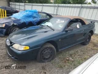 1995 Ford Mustang z VIN 1FALP45T7SF222379, wystawiony jako Copart lot #61598075 z przebiegiem 138 108 mil mil oraz Szkoda całkowita • Salvage title. Historia ofert i sprzedaży dostępna na DreamBid. Obrazek 1.
