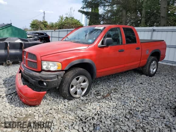 2005 Dodge 1500 SLT with VIN 1D7HU18D65S359620, listed as a Copart auction lot 81641155 with 103,322 mi miles and Salvage title. Bid and sale history available at DreamBid. Image 1.